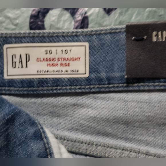 NWT GAP High Waist Straight Leg Jeans - Picture 5 of 7